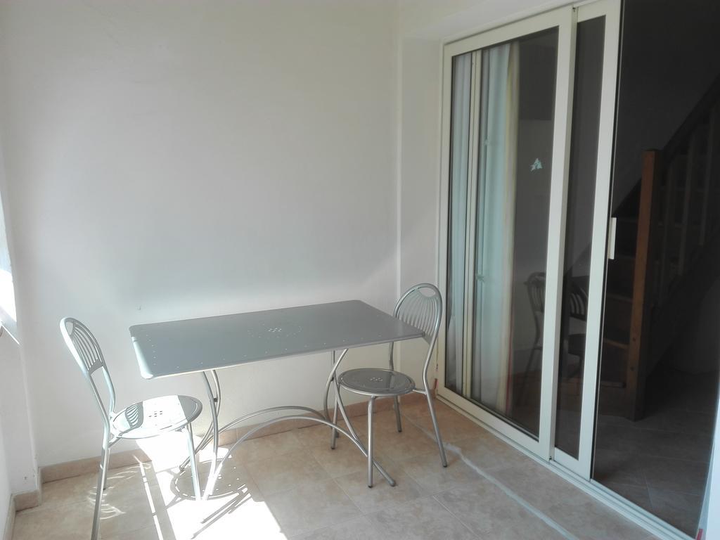Les Jardins De La Mer Marine De Bravone - 2 Chambres A Lit Plus Sofa Avec Piscine A Cote Mer Linguizzetta المظهر الخارجي الصورة